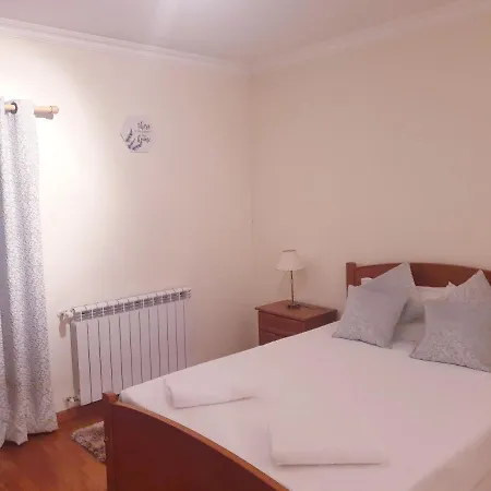 Casa Da Urze Holiday home